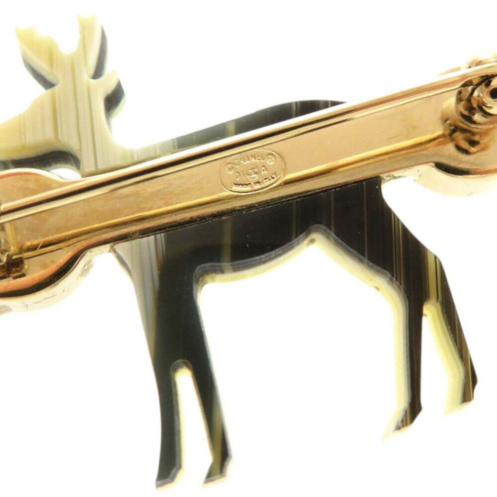 CHANEL Authentic Cream Logo Brooch - Picture 7 of 8